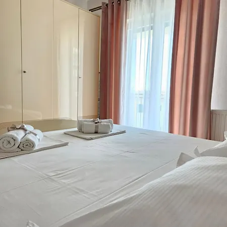 Brkulj Apartment *